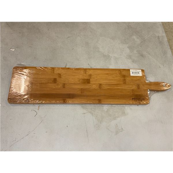 PLANCHE À DÉCOUPER EN BOIS 25"x6"