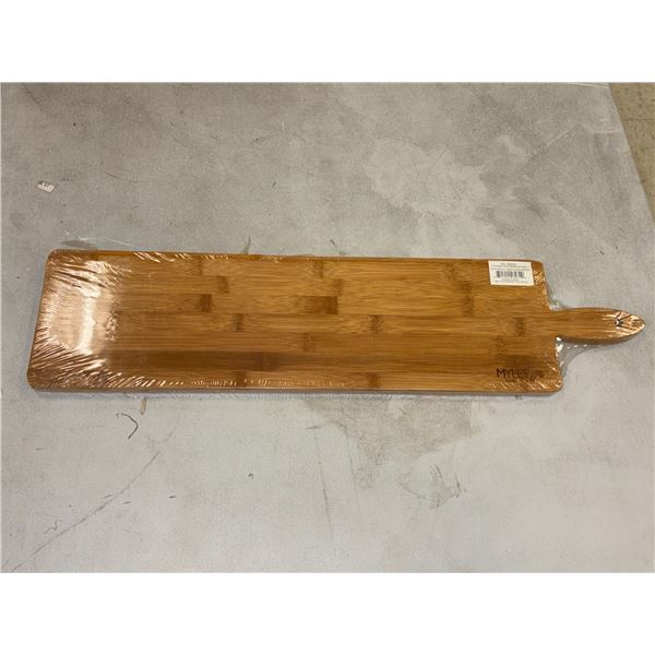 PLANCHE À DÉCOUPER EN BOIS 25"x6"