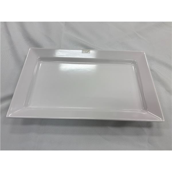 PLATEAU DE SERVICE EN PLASTIQUE 17-1/4"x10-3/4" MYLES