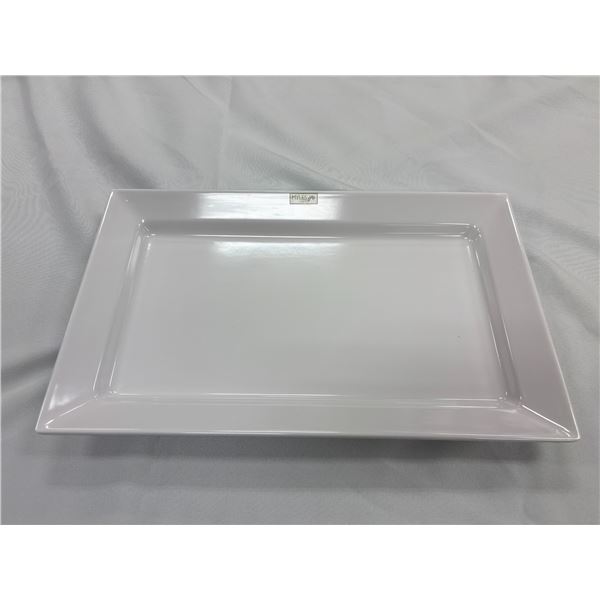 PLATEAU DE SERVICE EN PLASTIQUE 17-1/4"x10-3/4" MYLES