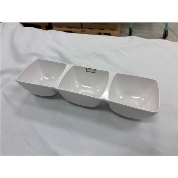 PLATEAU DE SERVICE À 3-PLACES PLASTIQUE 14"x4-1/2" MYLES