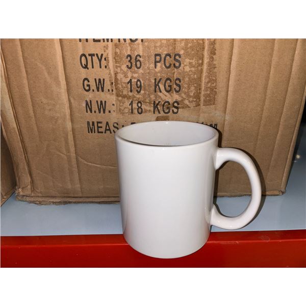 LOT DE 36 TASSES BLANC