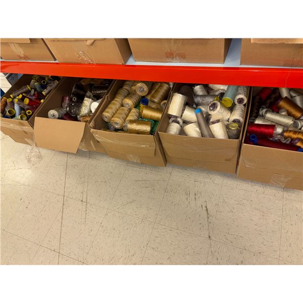 LOT DE 5 BOÎTES DE BOBINES DE FILS ASST