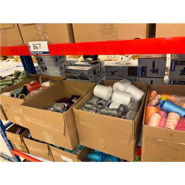 LOT DE 5 BOÎTES DE BOBINES DE FILS ASST