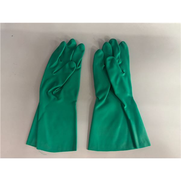 BTE DE 120 PAIRS DE GANTS NITRILE VERT gr:8