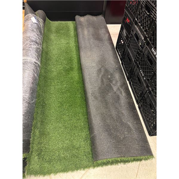 GAZON SYNTHÉTIQUE EN TAPIS 7'x7' APPROX.