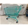 Image 1 : CHARIOT D’ÉPICERIE GROS (2-VERT & 1-ROSE)