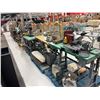 Image 2 : LOT DE 13 MACHINES/ÉQUIPEMENT DE COUDRE ASST