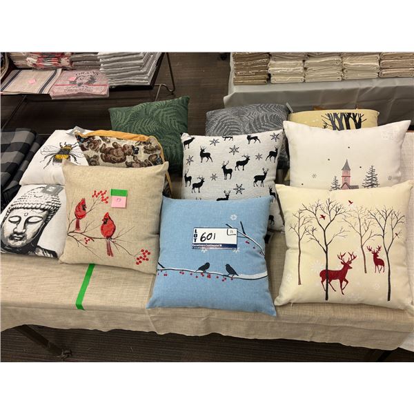 LOT DE 11 OREILLERS DE NOËL ASST