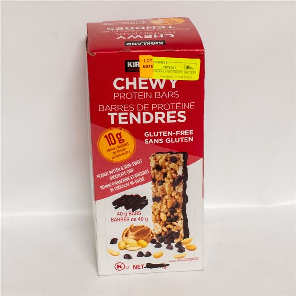 BOX OF KIRKLAND CHEWY PROTEIN BARS