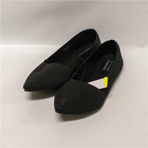 CALL IT SPRING FLATS SIZE 9