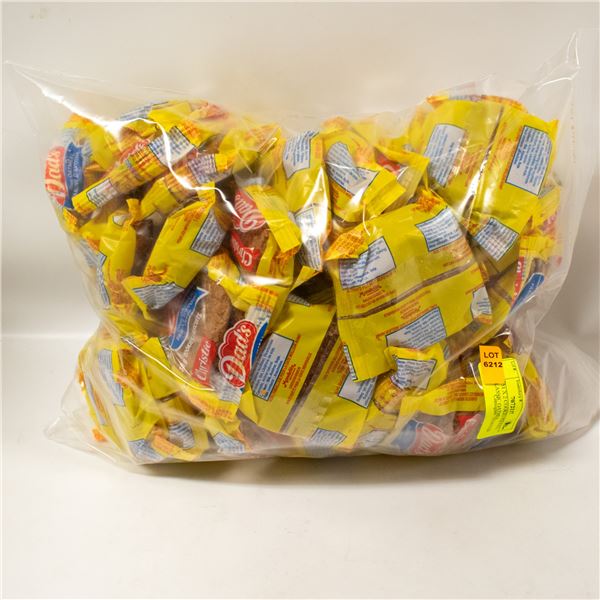 BAG OF 51 X 2 COOKIES PER PACL DADS CLASSIC OATMEA