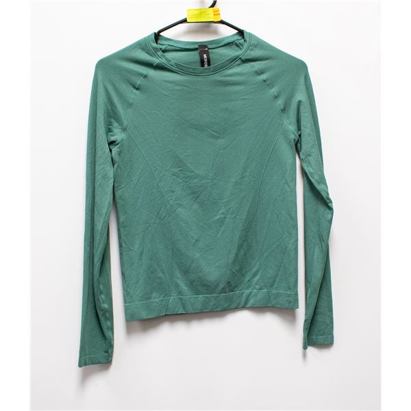 MONDETTA LIGHT WEIGHT LONG SLEEVE TOP SIZE XS