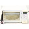 Image 2 : UNCLAIMED: MAGNASONIC HOUSEHOLD MICROWAVE