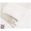 Image 1 : 10 30" X 20" TOWELS