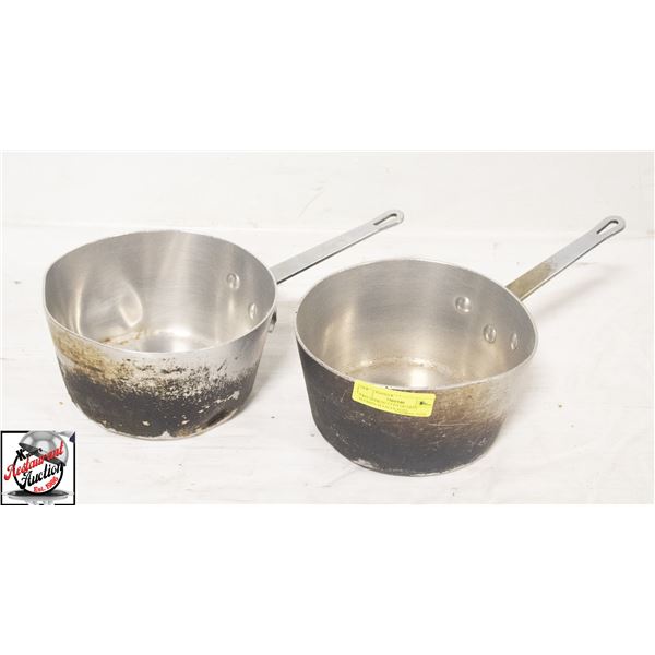 TWO APPROX 3.5 US QUARTS ALUMINUM SAUCE POTS