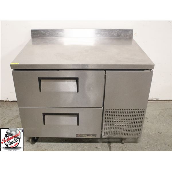 TRUE 44" 2 DRAWER REFRIGERATED WORK TABLE