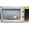Image 2 : HAMILTON BEACH HOUSEHOLD MICROWAVE