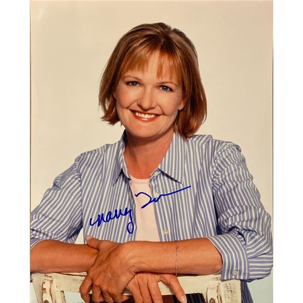 Catch Me If You Can Nancy Lenehan signed photo