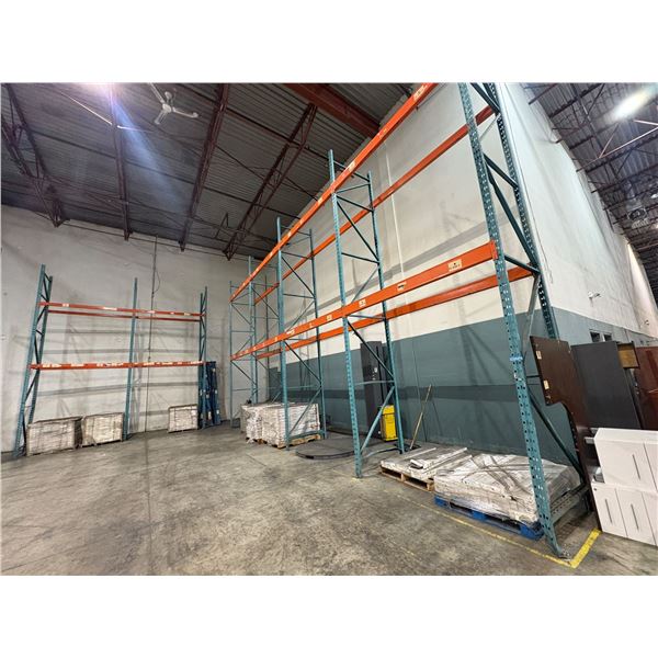 Industrial warehouse pallet racking