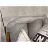 Image 3 : Group of ULINE Industrial Dunnage Bag