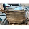 Image 2 : Commercial grade metal frames pallet