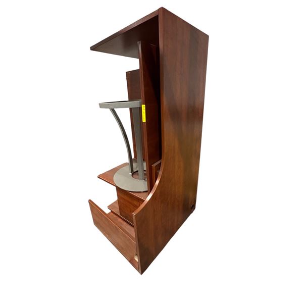 Office desk & furniture