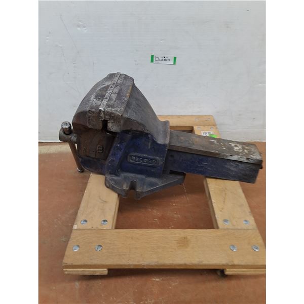 * Record English Shop Vise w/8" Jaws - 19" Length - CANNOT SHIP, Dolly Not Included