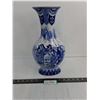 Image 1 : Chinese Blue-White Porcelain Vase - 14" High