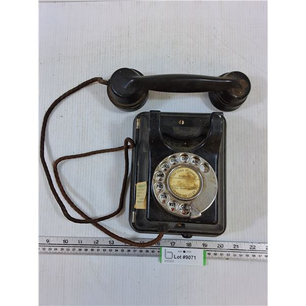 Vintage Siemens Bros Bakelite Wall Mount Rotary Phone