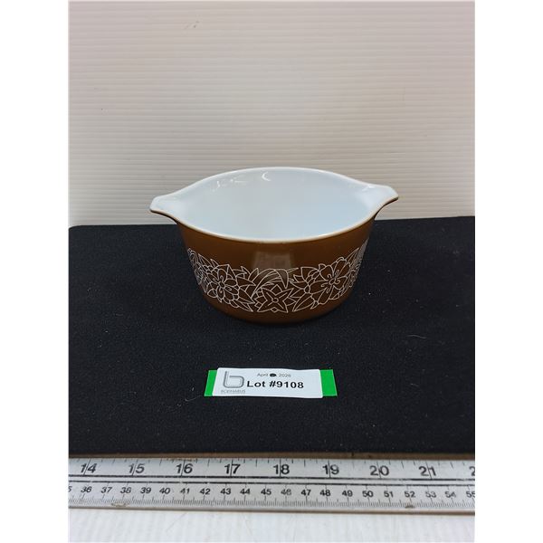 Pyrex 473-B Casserole Dish-Woodland Pattern
