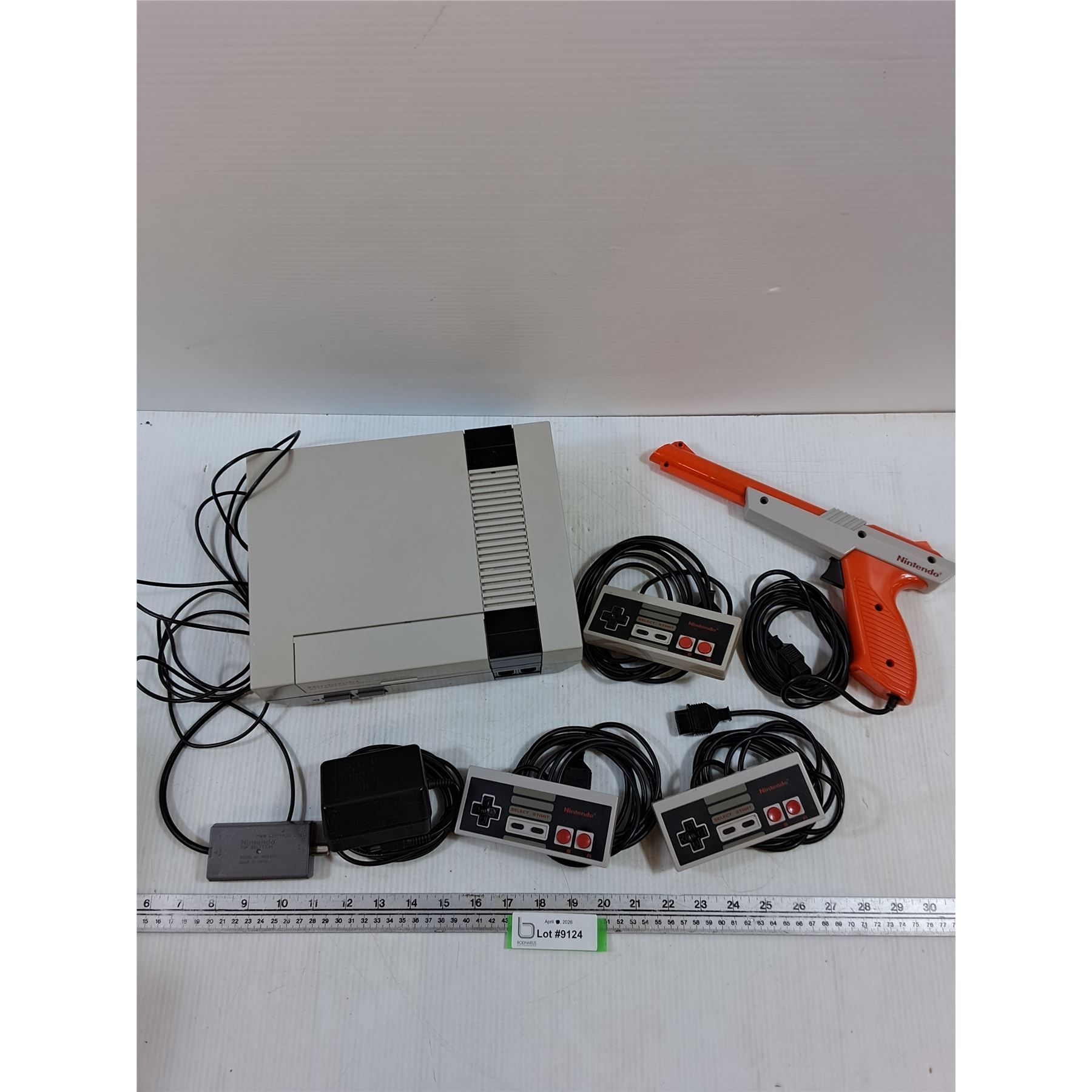 Nintendo Game Console with (3) Controllers, Gun-Cannot Guarantee ...