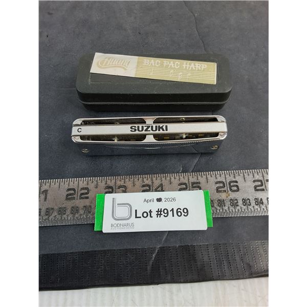 Suzuki "Promaster" Harmonica w/Case