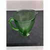 Image 2 : Vintage "Hazel Atlas" Florentine Poppy Green Uranium Glass Pitcher