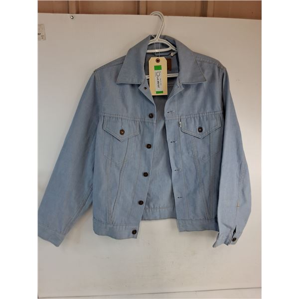 * Vintage Levi Strauss"Big E" Denim Jacket - Size 36