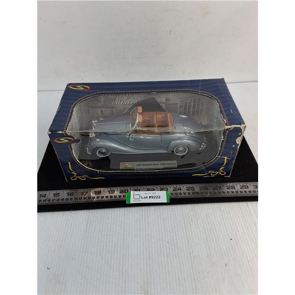 NIB Signature Diecast 1:18 Replica 1950 Mercedes-Benz 170S Cabriolet