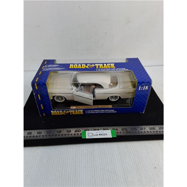 NIB Maisto "Road & Track" Diecast 1:18 Replica 1956 Chrysler 300B