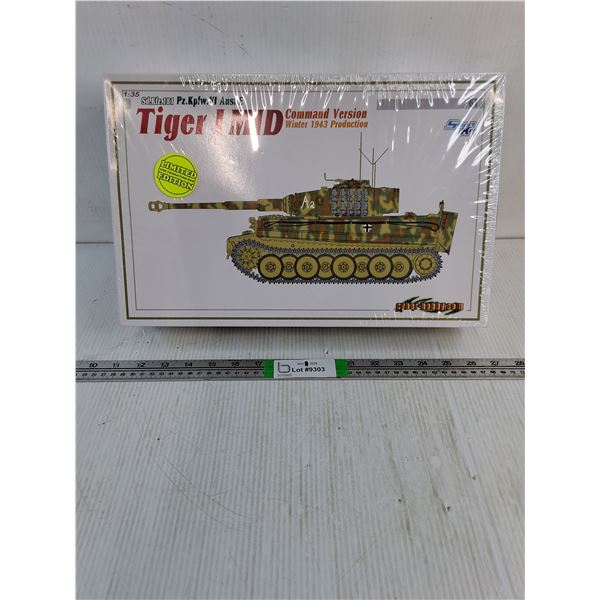Cyberhobby 1:35 Tiger I MID-sealed new unopened model kit-Limited Edition