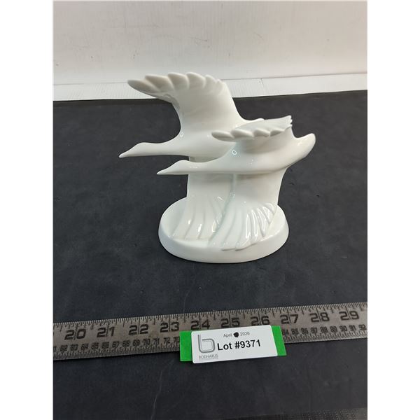 Royal Doulton "Going Home" Geese Ornament