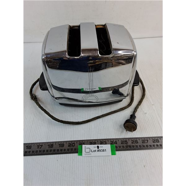 Vintage Sunbeam 2-Slice Toaster - Tested - Some Cord Damage, As is