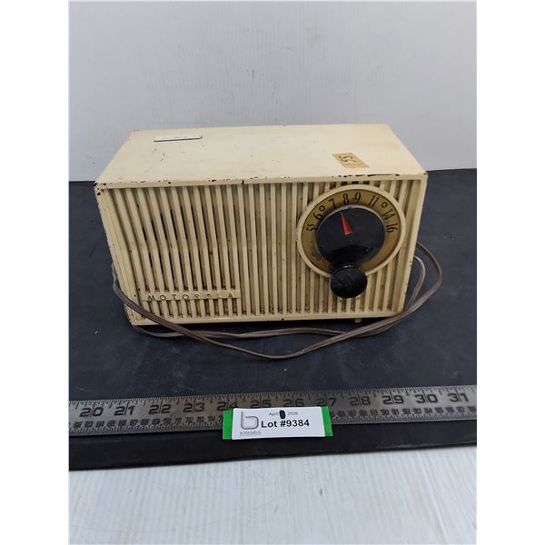 Vintage Motorola Tube Radio - No Power