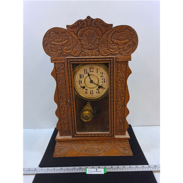 New Haven Clock Company 8-day Merchants Striking Clock , cracked glass, has key - PICK UP