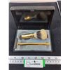 Image 2 : Cosmoda Shaving Set in Plastic Case (New Old Stock)