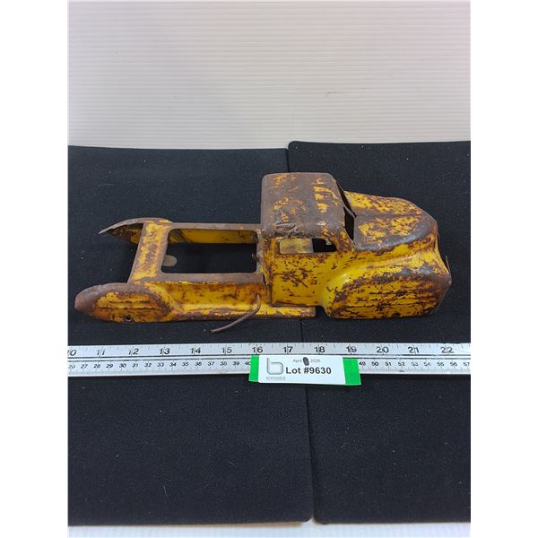 Lincoln Toy Truck  Body-as is, 13" long