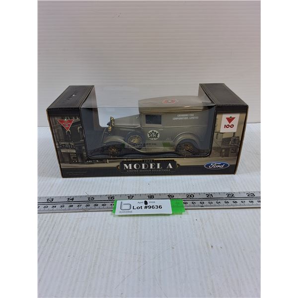 1:24 Scale 1928 Ford Model A Die Cast