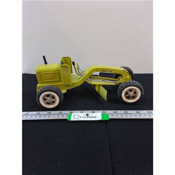 Tonka Pressed Steel Grader