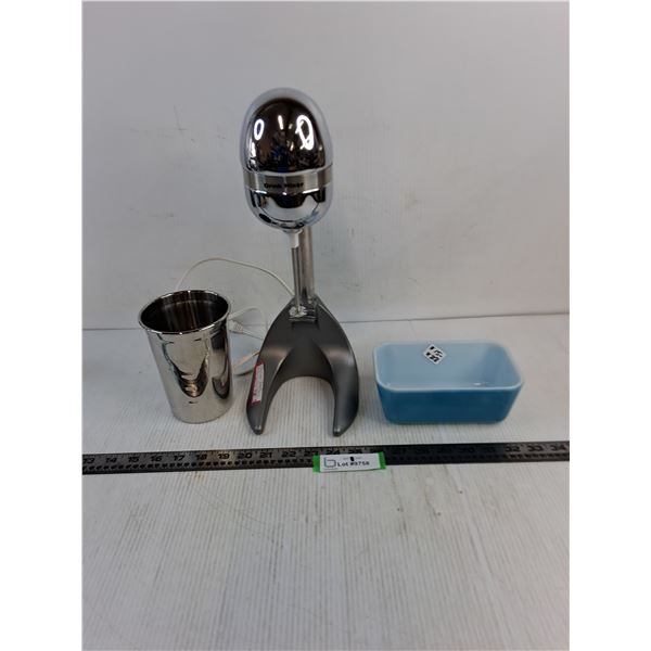 Salton Electric Drink Mixer & Cup - Powers On, Possibly Loose Rod, Vintage Pyrex Refrigerator Dish