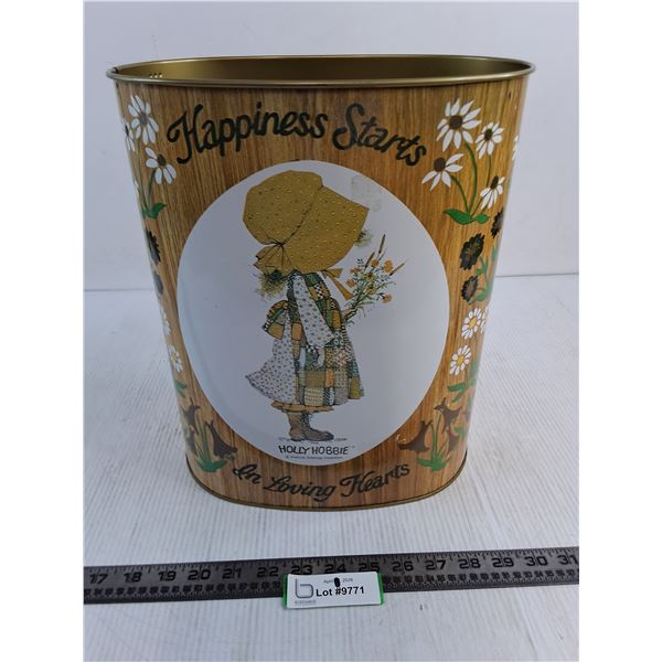 'Holly Hobbie' Metal Garbage Can