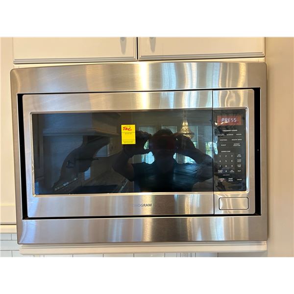 Monogram ss Cabinet Mount M/W Oven *MUST BE REMOVED BY MARCH 31 *