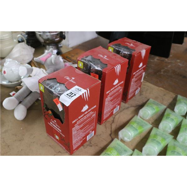 2-Old Spice Bear Glove Figurine Holder - 2 X $